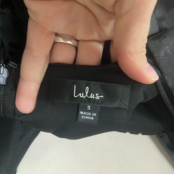 Lulu's Sweet Essence Black Floral Burnout Velvet Tie-Strap Midi Dress size S NWT - Picture 7 of 9